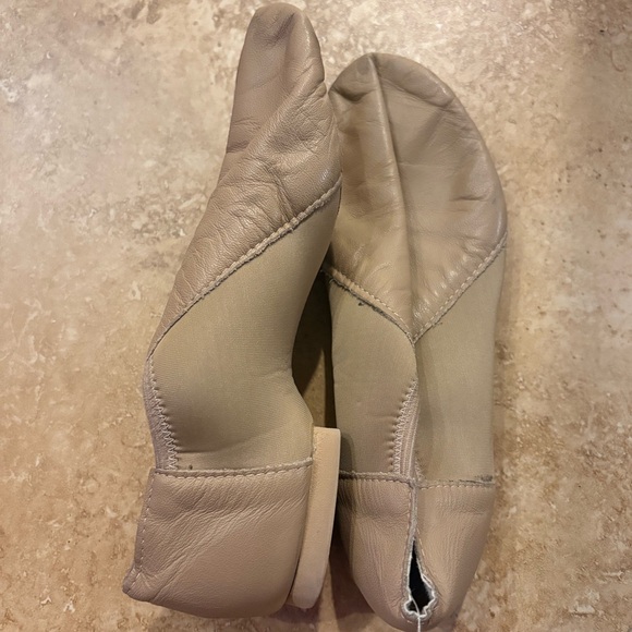 So Danca Shoes - So Danca Tan Leather Jazz Shoes